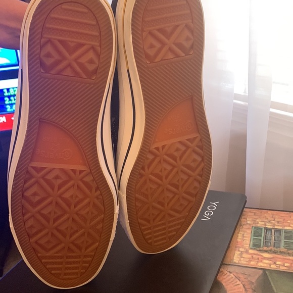 Brand new converse very cool . New with tag - Picture 8 of 9